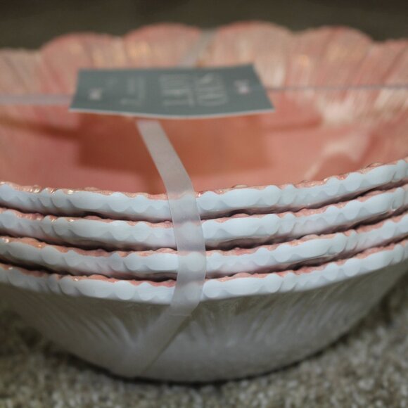 Soho Loft Melamine Bowls 8" Cereal Soup Peach Coral Scalloped Edge Set of 4 NWT - Picture 5 of 6